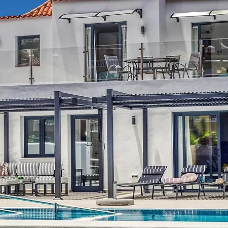 Modern With Elevator, Patio Kitchen, Loro Parque View & Heated Pool * Puerto de la Cruz (Tenerife)